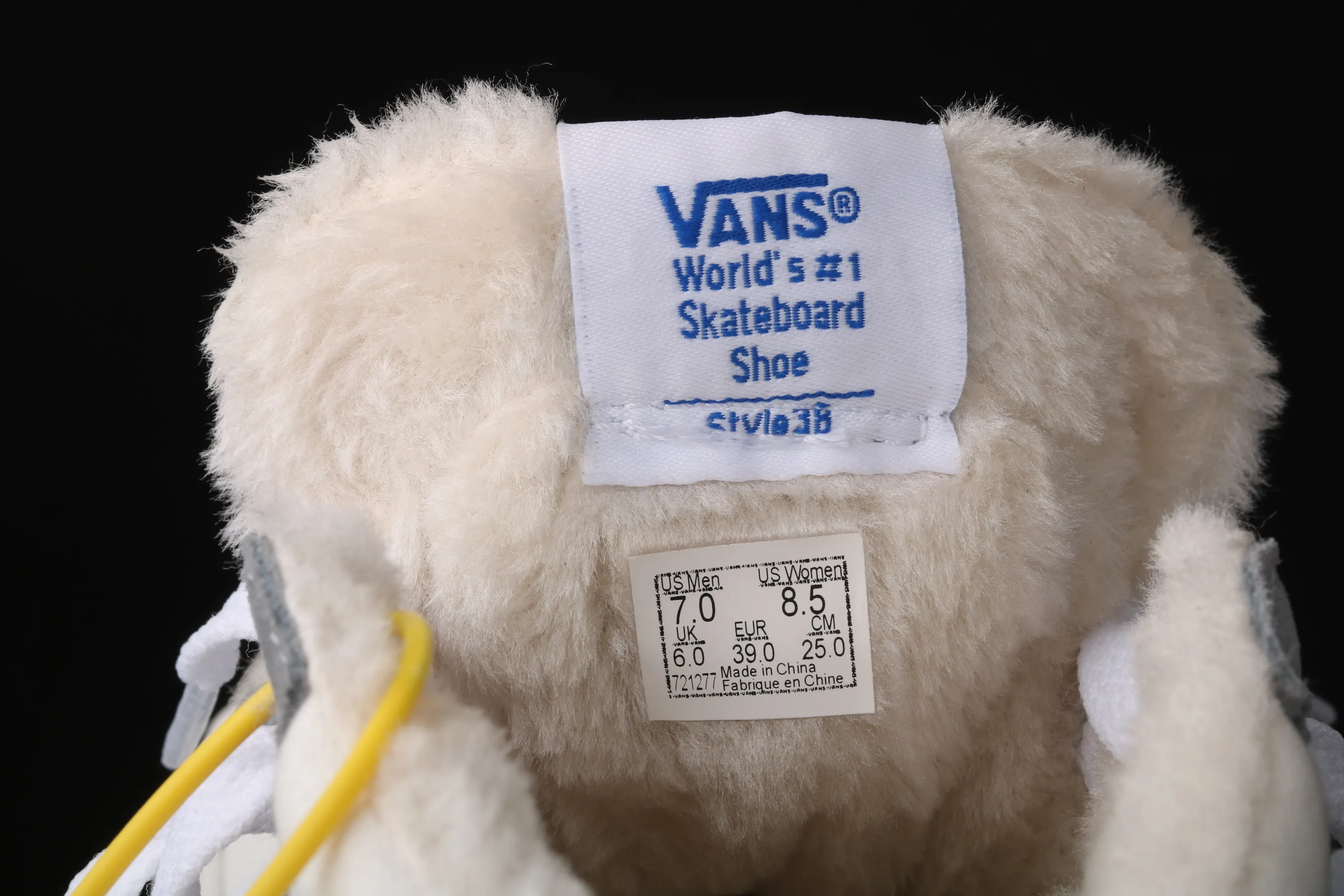 All categories Vans Vans series Vans Hi Vans high-top plus velvet Vans Sk8-Hi Anaheim autumn and winter plus velvet series high-top casual sneakers VN0A38GFUQ1